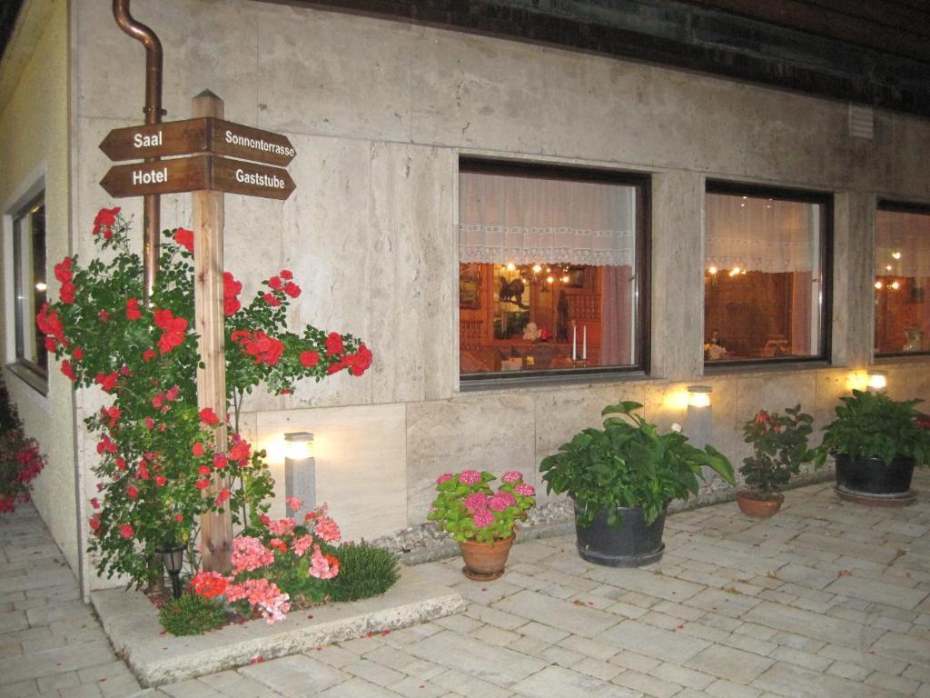 Hotel Zur Schonen Aussicht Ubersee Exterior photo